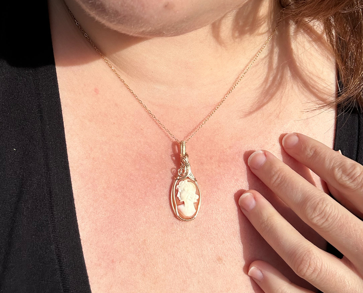 14k Goldfilled Wire-Wrapped Vintage Carved Shell Left-Facing Cameo of Woman