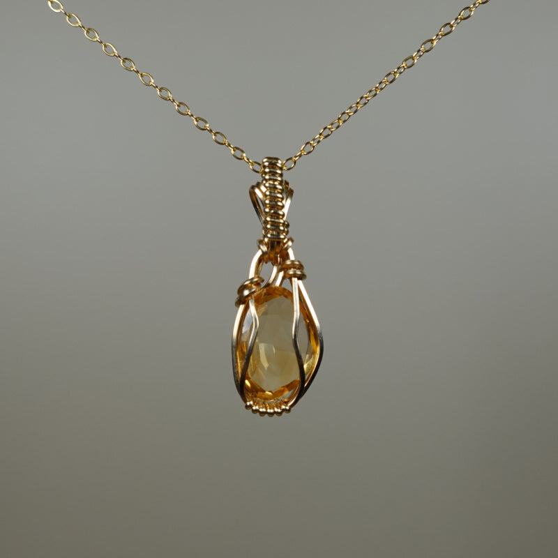 Citrine Pendante Wire-Wrapped in 14k Goldfill