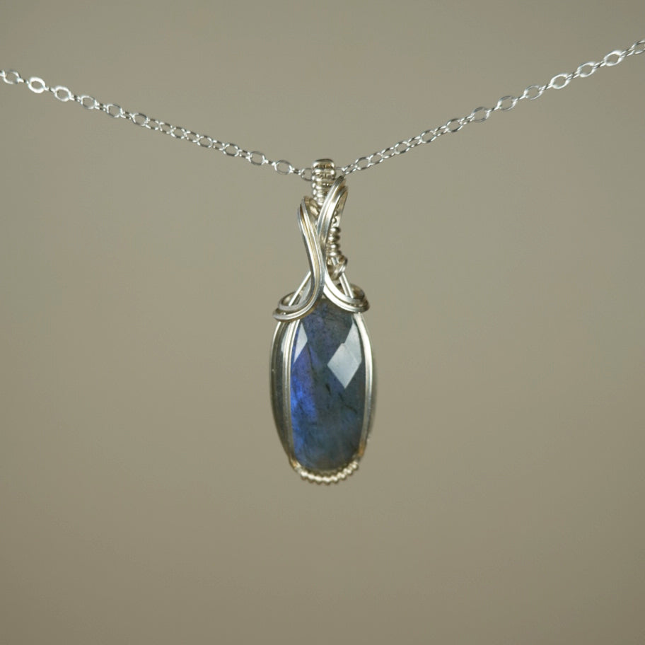 Rosecut Blue Labradorite Pendant Wire-Wrapped in Sterling Silver