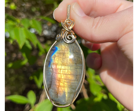 Wire-Wrapped Flashy Labradorite Pendant in 14k Gold-Fill